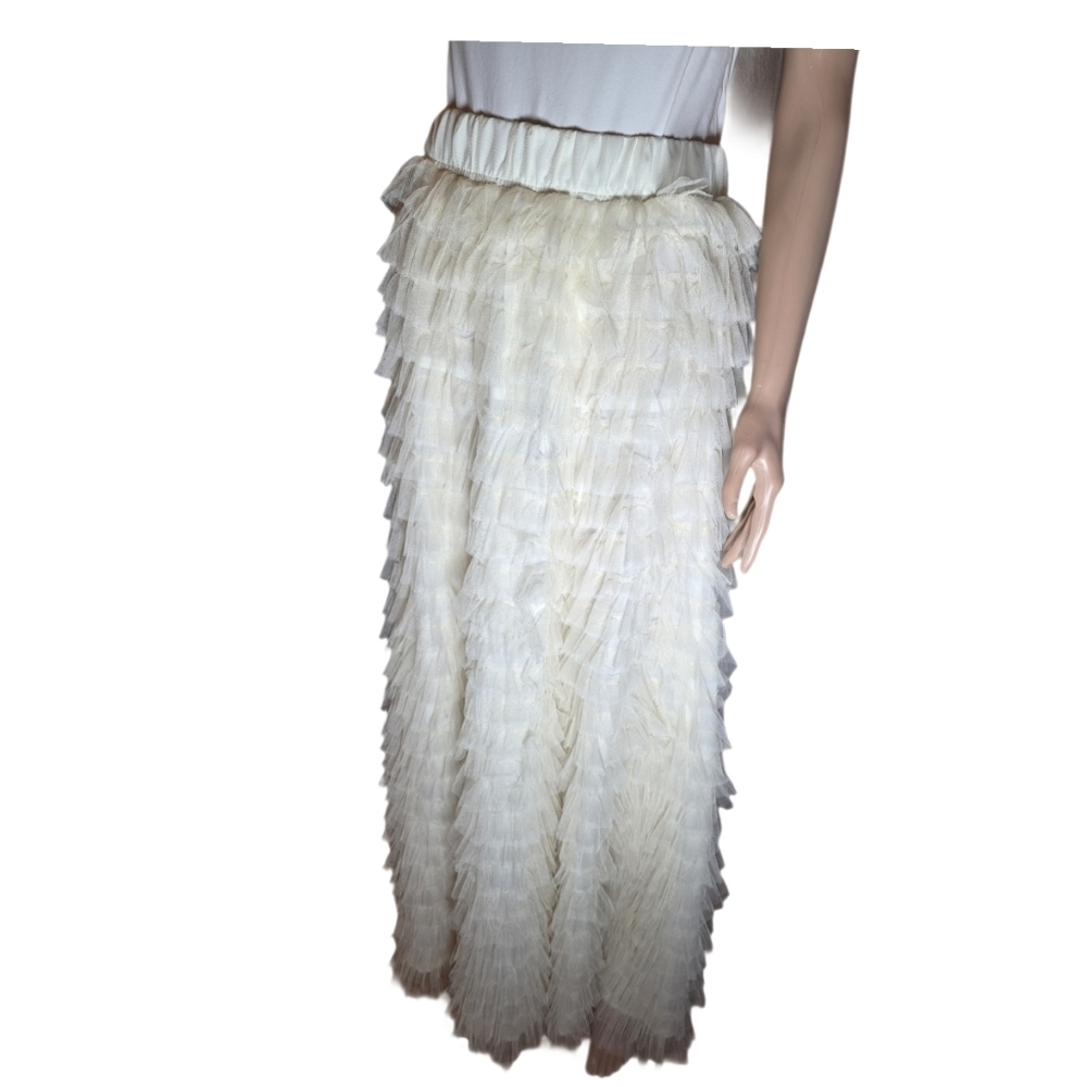 Chicwish Swan Cloud Tulle Tiered Maxi EUC M/L - Picture 5 of 17